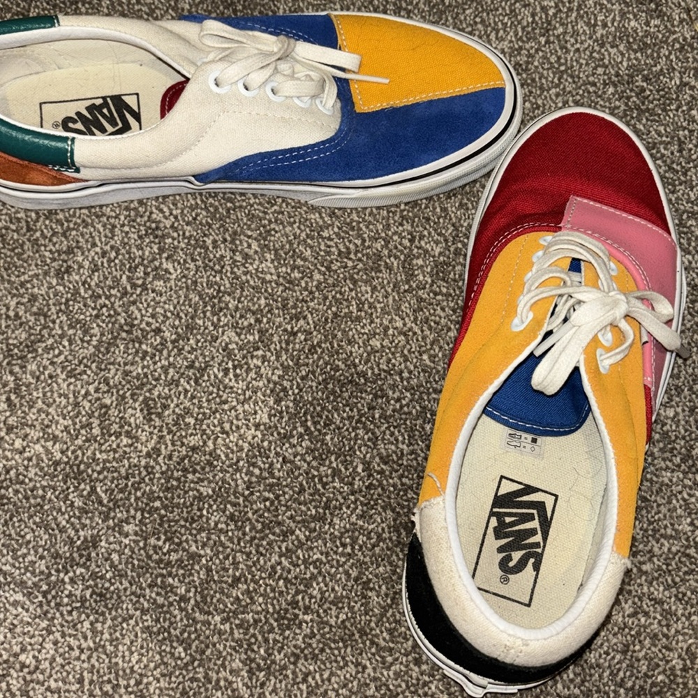 Vans - Picture 2 of 3